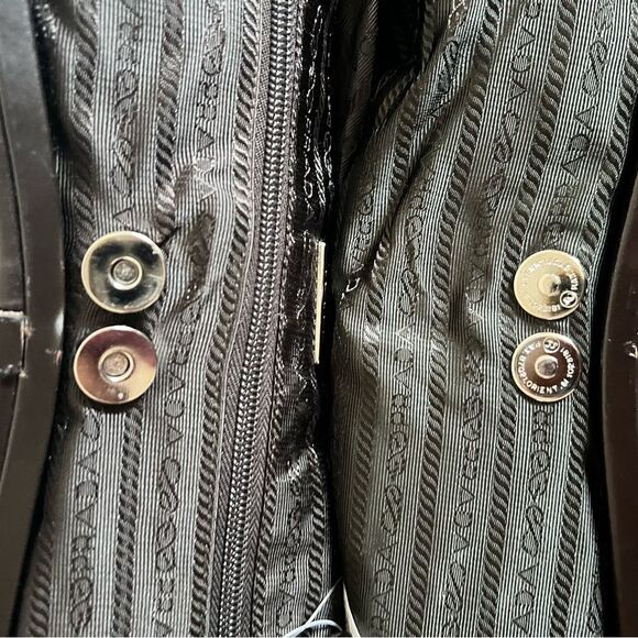 Prada Enameled Metal Triangle Shoulder Bag Vintage - Picture 12 of 15